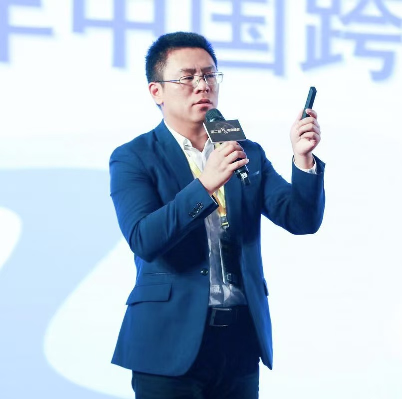 张周平