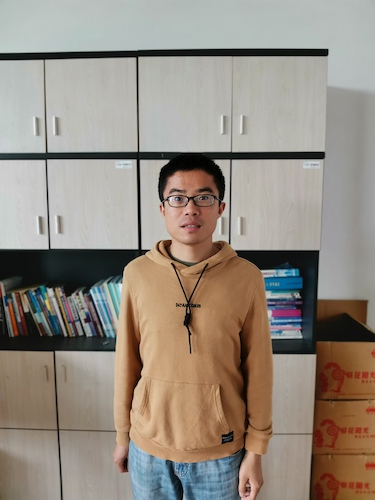 吴小同 生活照